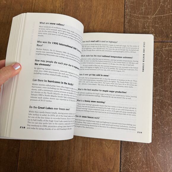 The‎ Handy Weather Answer Book 1997 Walter A. Lyons Paperback Book - Picture 8 of 14